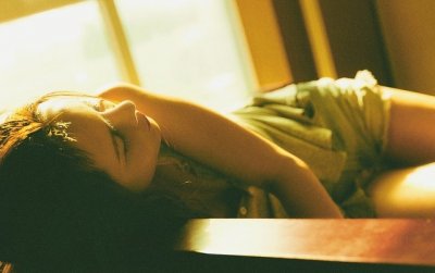 ​追剧发朋友圈的句子 半夜还在追剧的心情说说