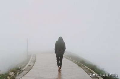 ​崩溃绝望句子说说心情  文案