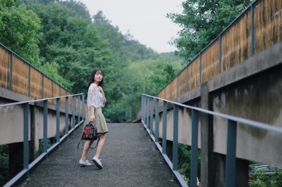 ​开心快乐的说说心情短语  朋友圈心情美美哒说说