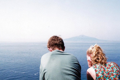 关于熬夜的说说心情短语(36句)