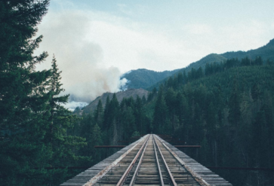 ​拍月亮发朋友圈的文案 晚上看月亮的心情说说(精选35句)