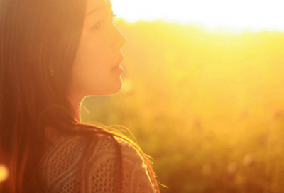 ​坚强又心酸的文案 女生坚强得让人心疼的句子